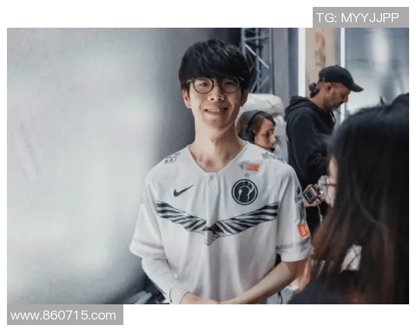 深入探讨IG战队在比赛中的数据分析与配合表现评估 深入探讨IG战队在比赛中的数据分析与配合表现评估