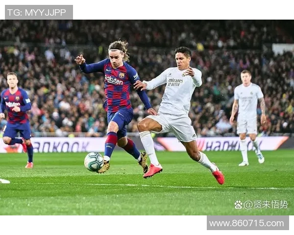 欧洲足球疫情影响下的联赛调整与球迷回归的前景分析